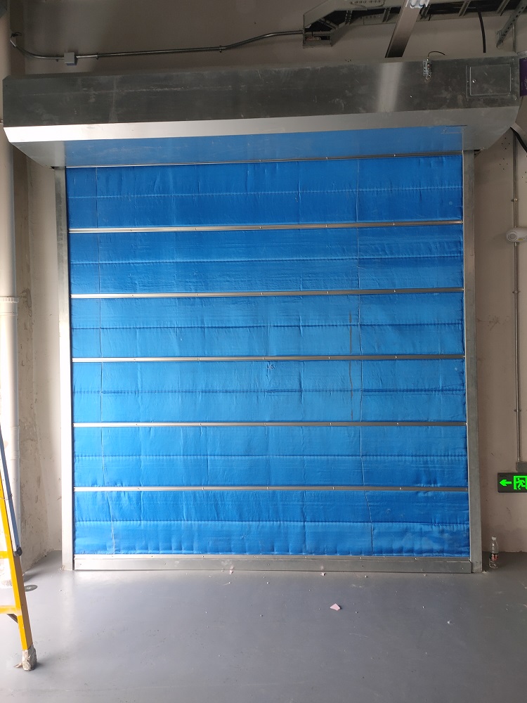 無機布防火卷簾門