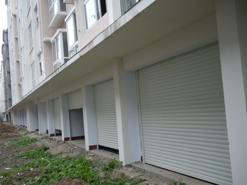 鋁合金型材車庫門